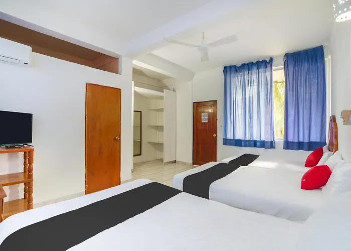 Adelita, 3* Zihuatanejo