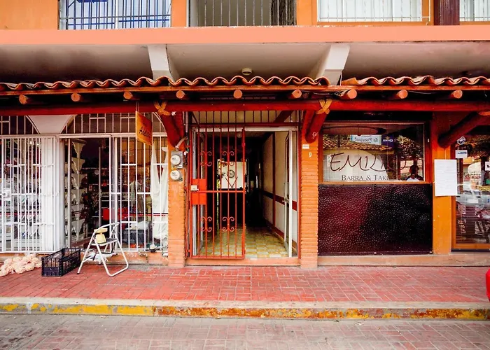 Adelita, 3*